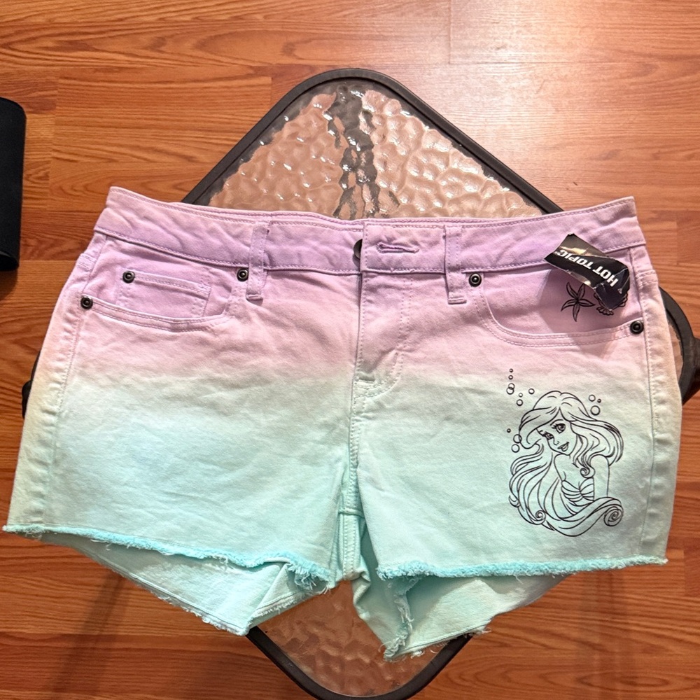 Hot Topic Pastel Ombre Jean Shorts